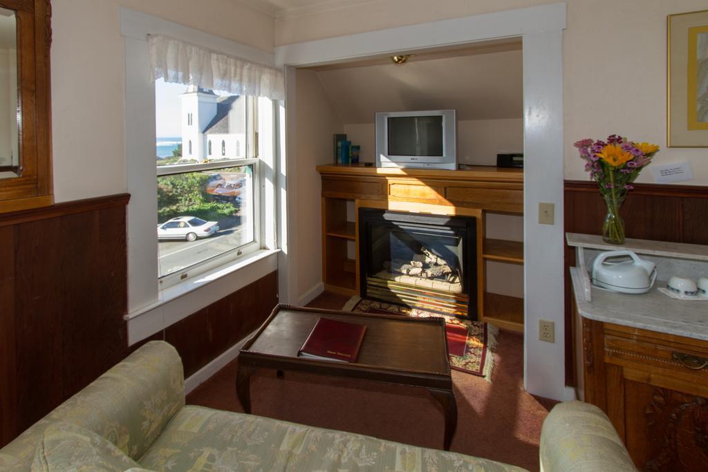 Sweetwater Inn And Spa メンドシーノ 部屋 写真